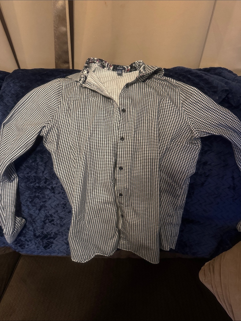 Chaps Black and White Micro-Check Casual Button-Down Shirt